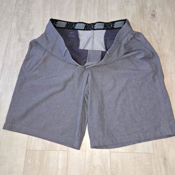 Nike Golf Shorts Men’s Size 40 Gray Dri-FIT Performance Activewear - Picture 1 of 4